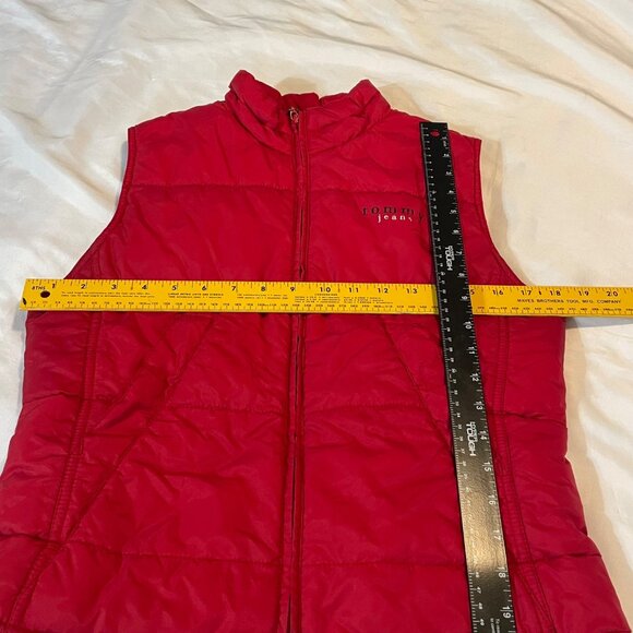 Tommy Jeans Red Puffer Vest M Nylon Womens Sleeveless Outerwear Vintage - Picture 9 of 11